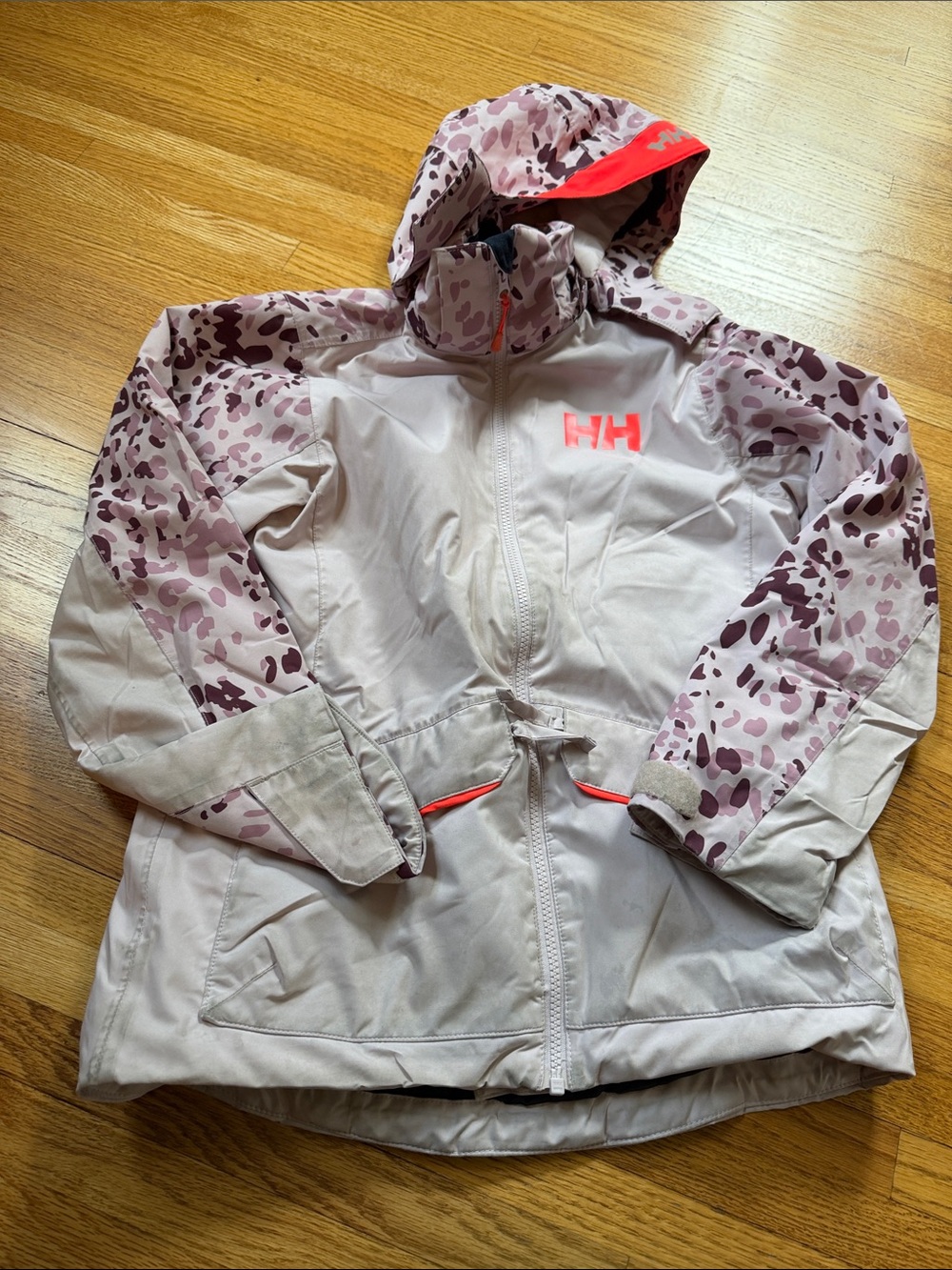 Helly Hansen Light Pink Jacket with Mauve Camo Sleeves